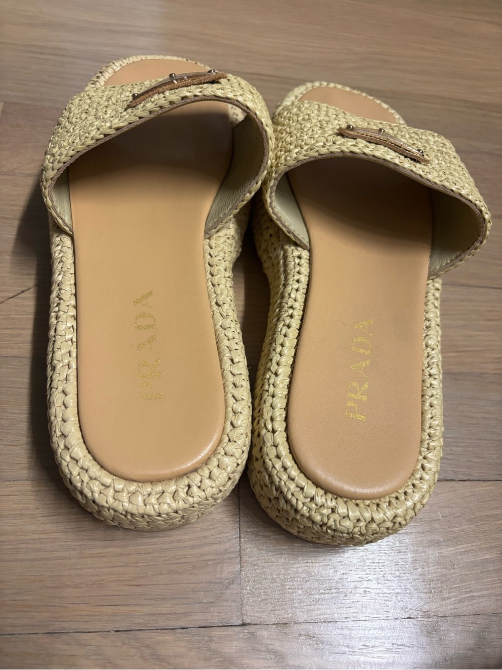 Prada Natural Raffia Slide Sandals with Triangle Logo Plaque - Picture 5 of 6